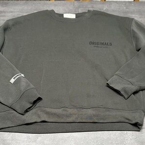 Men's Gray Sweater